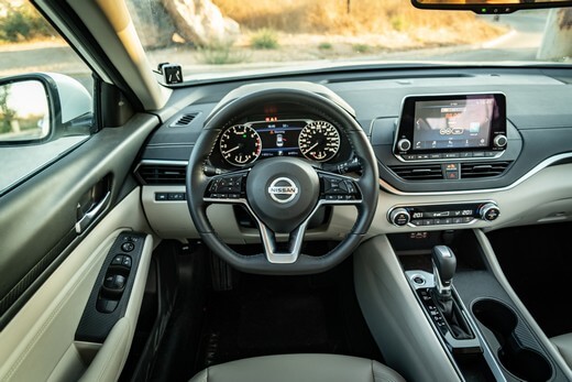 ניסאן אלטימה